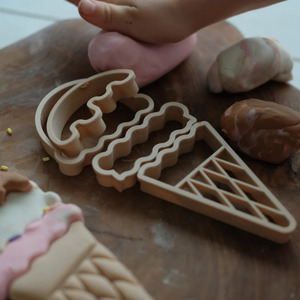 Individual: Kinfolk Pantry Ice Cream Cutter Set