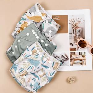 Travel: Reusable Cloth Nappy - One Size Fits Most - Insert Included - Multiple Prints