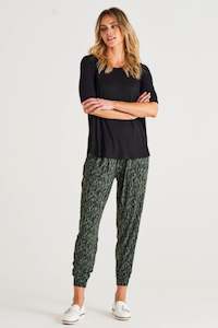 Betty Basics Curve: Paris Pants - Abstract Green