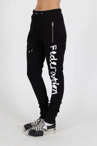 Escape Trackies Crayon - Black