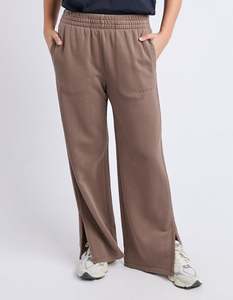 Sweatpants Joggers: Classic Track Pant - Brown