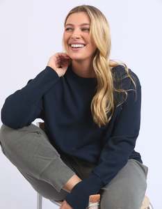 Sweats Hoodies: Divine Crew - Navy