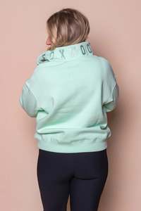 College Zip Crew - Mint