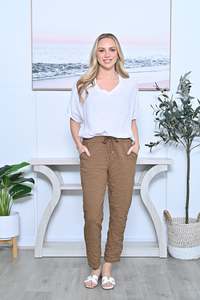 Stretchy Crinkle Pants - Camel