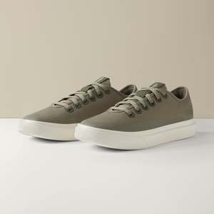 Canvas Pipers: Men's Canvas Pipers