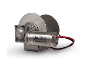 Products: Savwinch 1500SS Signature Stainless Steel Drum Winch