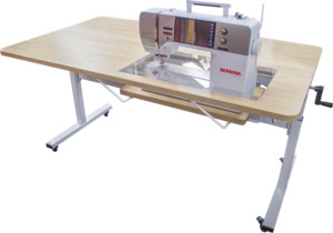 Horn: Horn Height Adjustable Table