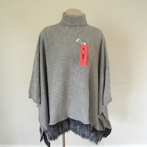 “Alpino Style” Poncho 100% Alpaca Fibre Alpaca SuriBol