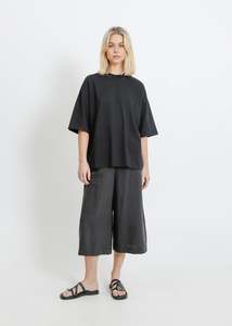 New Arrivals: RONNIE OVERSIZE TEE / BLACK