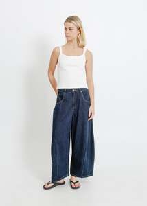 Trousers: ELLIE JEAN / NAVY