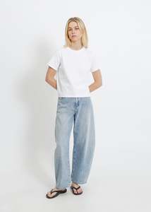 Classics: ESSEX JEAN / LIGHT INDIGO