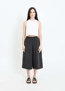 Shorts: CATALINA SHORT / BLACK