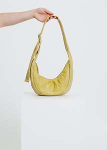 Accessories Bags Handbags: FRIEZE LEATHER BAG / DIJON