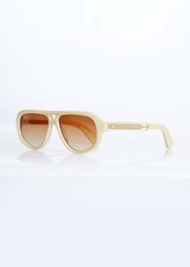 Eyewear: ELLIOT SUNGLASSES / BUTTER