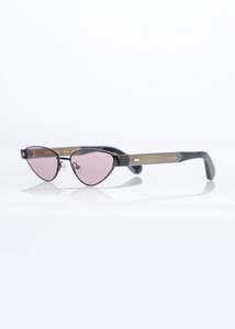 Eyewear: WREN SUNGLASSES / BLACK-LILAC