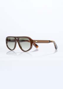 Eyewear: ELLIOT SUNGLASSES / MUD