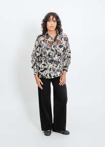 Shirts: Satine Shirt / Moss-Black