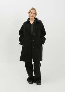 Black Coats: Saskia Coat / Black