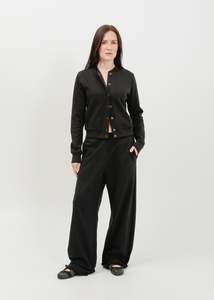 Base Bomber / Black