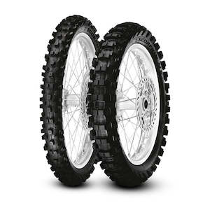 Bike Parts Off Road: Pirelli SCMX Mid Soft MX Tyre - 17" Front 70/100-17