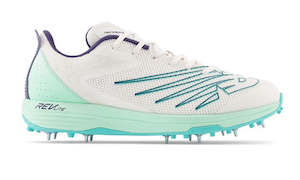 Cricket Shoes: New Balance CK10 Spike Shoes