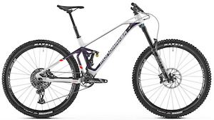 Mondraker Superfoxy Carbon R 2022