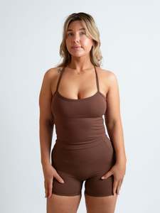 Frontpage: Rhiana - Sculpt Tank