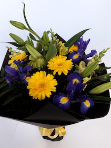 Products: Cheerful Bouquet
