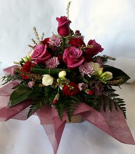 Arrangement in a box