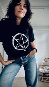 Paintagram: Paintagram - Men’s black tee w white print