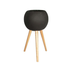 Pots Planters: Black Terra Planter - Medium