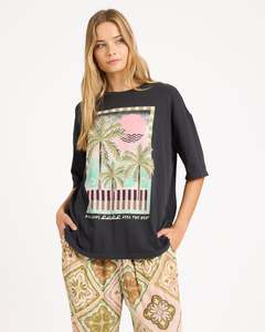 Womens Tops: Womens Feel It T-Shirt
