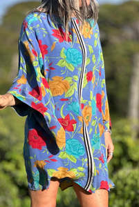 Kitekite Kimono Dress - Blue Meadow (M/L) Vintage Crepe Silk Sari