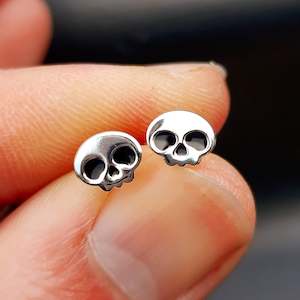 Childrens Earrings: 925 Sterling Silver Skull Stud Earrings