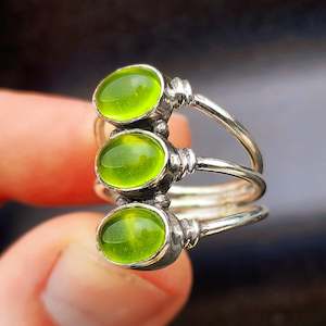 Rings: Rustic Handmade Solid 925 Sterling Silver & Natural Peridot 3x Setting Cage Ring