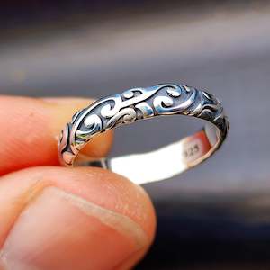 Solid 925 Sterling Silver Oxidized Koru Band Ring