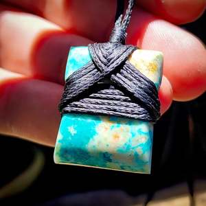 Gemstone Pendants: Genuine Arizona Turquoise Toki Pendant Necklace (1BBB298)