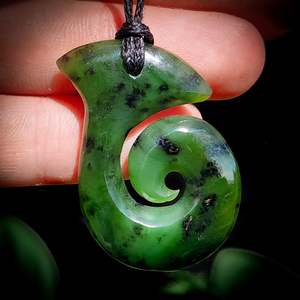 Bc Jade Greenstone Pendants: Nephrite Jade / Greenstone Koru Hook Pendant Necklace (N511)