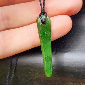 Bc Jade Greenstone Pendants: Nephrite Jade / Greenstone Pendant Necklace (AJJC2494)