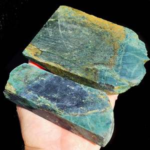 1kg Raw New Zealand Greenstone / Pounamu Carving Slices (R14B560)
