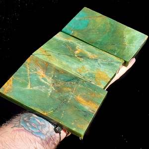 1kg PK Raw Nephrite Jade / Greenstone Carving Slices (R14B577)