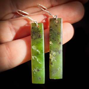 NZ Greenstone Pounamu Hanging Hook Earrings (N691)