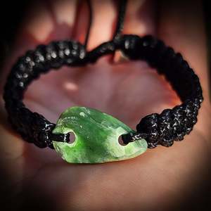 NZ Greenstone Pounamu One Off Macrame Bracelet (1A3-832)