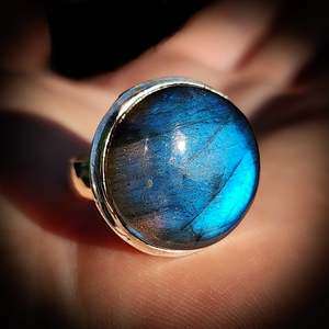 (Q) Solid 925 Sterling Silver & Natural Labradorite Round Handmade Ring
