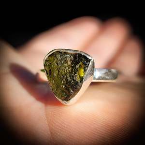 (Q) Solid 925 Sterling Silver & Natural Moldavite Handmade Ring (N726)