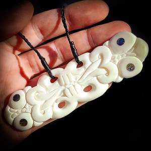 Bone Carings: Natural Maori Bone Carving Pendant Necklace - Double Tiki