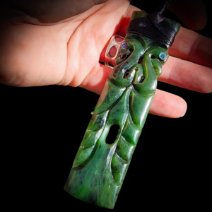 Nz Greenstone Pounamu: NZ Greenstone Pounamu XL Toki Pendant Necklace (N806)