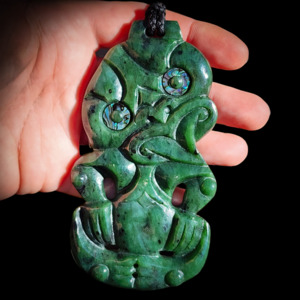 Nz Greenstone Pounamu: NZ Greenstone Pounamu XL Tiki Pendant Necklace (N803)
