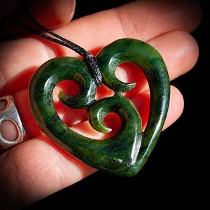 NZ Greenstone Pounamu 45mm Triple Koru Pendant Necklace (N801)