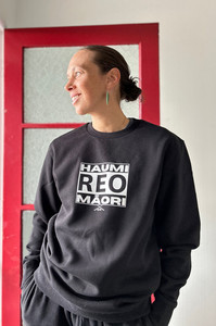 Adults Haumi Reo Māori Sweatshirts A: M Clothes